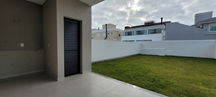 Imagem Casa com 3 Quartos à Venda, 229 m² em Cachoeira Do Bom Jesus - Florianópolis