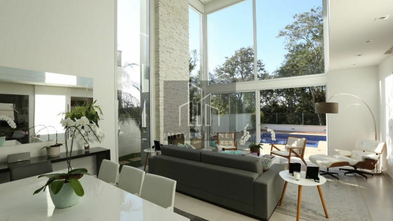 Imagem Casa com 4 Quartos à Venda, 356 m² em Alphaville - Santana De Parnaíba Imagem Casa com 4 Quartos à Venda, 356 m² em Alphaville - Santana De Parnaíba