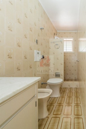 Imagem Casa com 4 Quartos à Venda, 250 m² em Menino Deus - Porto Alegre Imagem Casa com 4 Quartos à Venda, 250 m² em Menino Deus - Porto Alegre