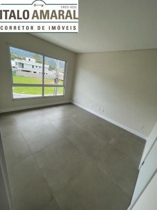 Imagem Imóvel com 3 Quartos à Venda,  em Santa Regina - Camboriú