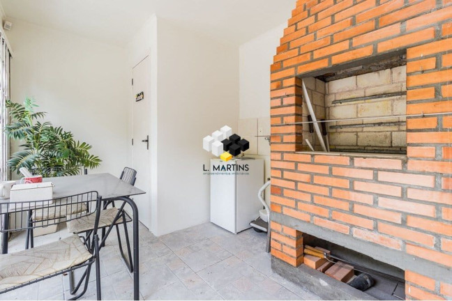Imagem Casa com 2 Quartos à Venda, 250 m² em Vila Ipiranga - Porto Alegre Imagem Casa com 2 Quartos à Venda, 250 m² em Vila Ipiranga - Porto Alegre