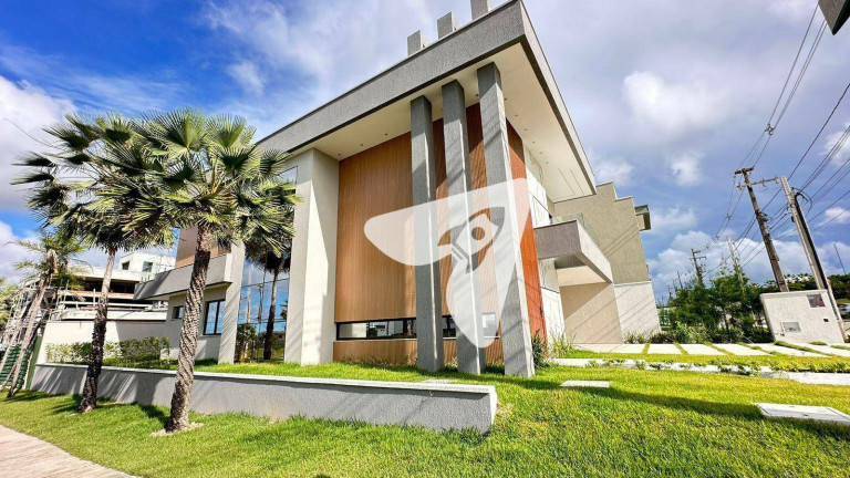 Imagem Casa com 4 Quartos à Venda, 267 m² em Eusébio - Eusébio
