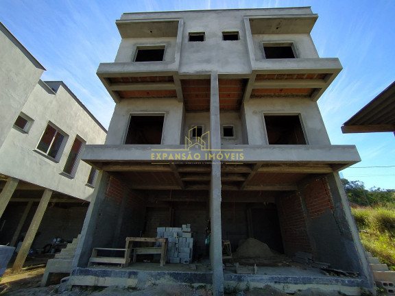 Imagem Sobrado com 3 Quartos à Venda, 128 m² em São Sebastião - Palhoça Imagem Sobrado com 3 Quartos à Venda, 128 m² em São Sebastião - Palhoça