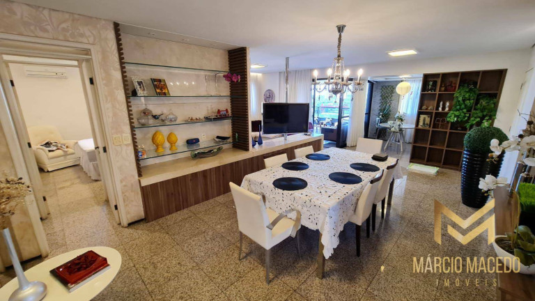 Imagem Apartamento com 4 Quartos à Venda, 210 m² em Dionisio Torres - Fortaleza Imagem Apartamento com 4 Quartos à Venda, 210 m² em Dionisio Torres - Fortaleza