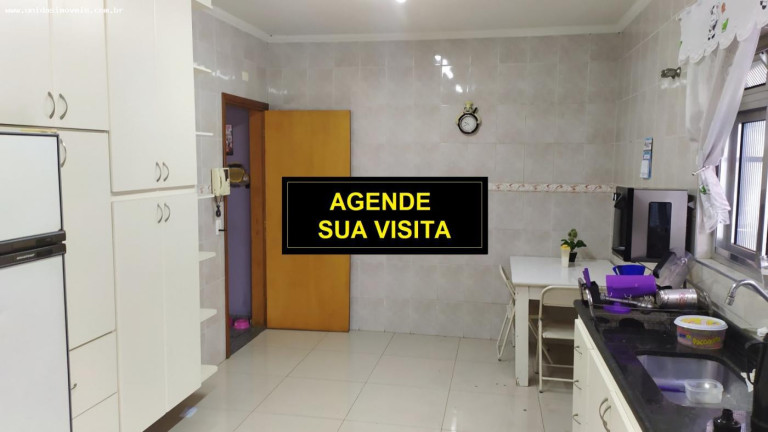 Imagem Casa com 3 Quartos à Venda, 200 m² em Cidade Dutra - São Paulo
