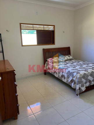 Imagem Casa com 3 Quartos à Venda, 210 m² em Centro - Martins Imagem Casa com 3 Quartos à Venda, 210 m² em Centro - Martins