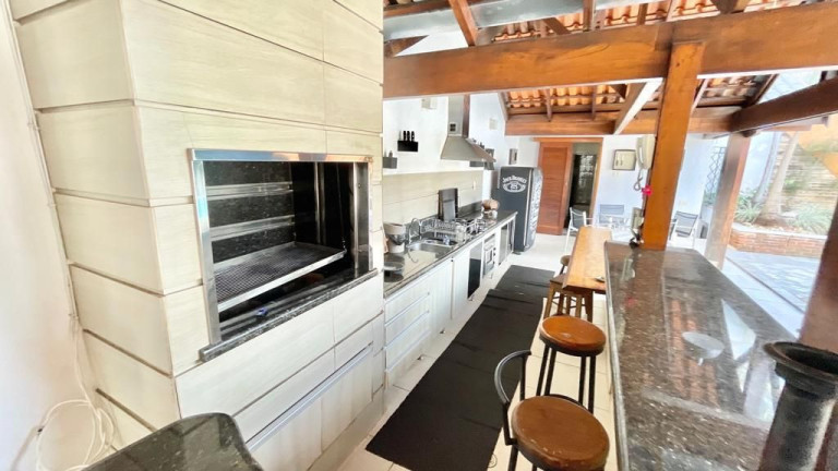 Imagem Casa com 3 Quartos para Alugar, 530 m² em Parque Do Lago Juliana - Londrina Imagem Casa com 3 Quartos para Alugar, 530 m² em Parque Do Lago Juliana - Londrina