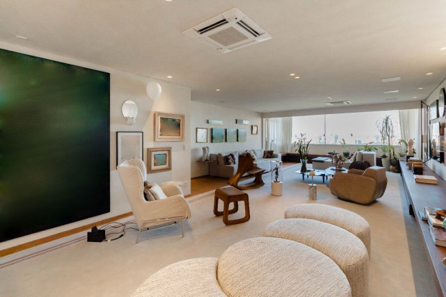 Apartamento com 3 Quartos à Venda, 300 m² em Cerqueira César - São Paulo