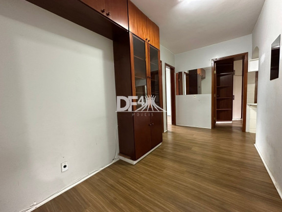 Imagem Kitnet com 3 Quartos à Venda, 78 m² em Asa Norte - Brasília Imagem Kitnet com 3 Quartos à Venda, 78 m² em Asa Norte - Brasília