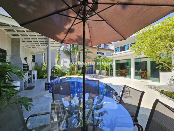 Imagem Casa com 5 Quartos à Venda, 292 m² em Riviera | Módulo 05 - Bertioga Imagem Casa com 5 Quartos à Venda, 292 m² em Riviera | Módulo 05 - Bertioga
