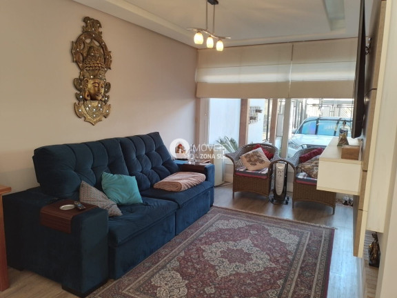 Imagem Casa com 3 Quartos à Venda, 180 m²