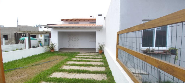 Casa com 2 Quartos à Venda, 78 m² em Capão Novo - Capao Da Canoa