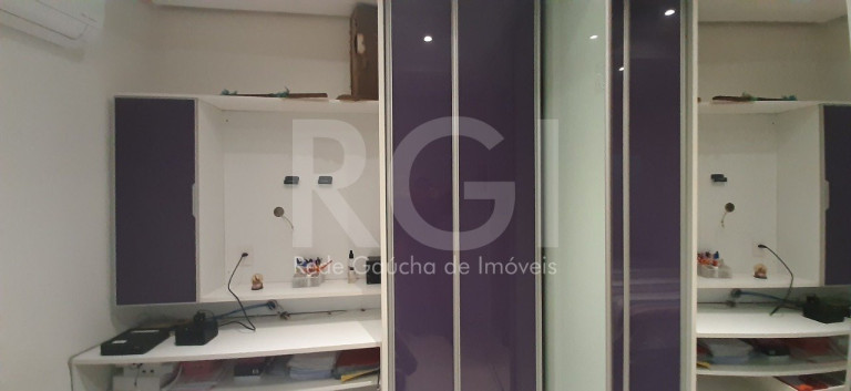 Imagem Casa com 2 Quartos à Venda, 105 m² em Cidade Baixa - Porto Alegre Imagem Casa com 2 Quartos à Venda, 105 m² em Cidade Baixa - Porto Alegre