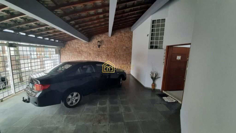 Imagem Casa com 3 Quartos à Venda, 300 m² em Vila Pires - Santo André Imagem Casa com 3 Quartos à Venda, 300 m² em Vila Pires - Santo André