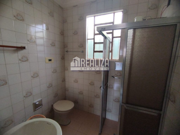 Imagem Casa com 2 Quartos à Venda, 220 m² em Santa Maria - Uberaba Imagem Casa com 2 Quartos à Venda, 220 m² em Santa Maria - Uberaba