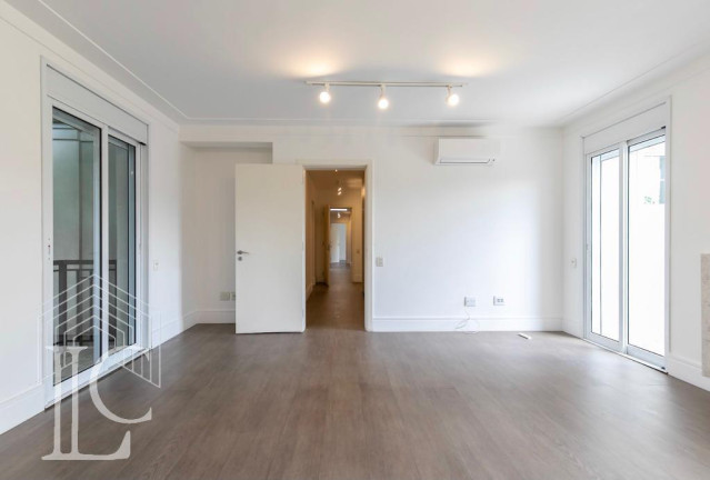 Imagem Casa com 4 Quartos à Venda, 720 m² em Alto Da Boa Vista - São Paulo Imagem Casa com 4 Quartos à Venda, 720 m² em Alto Da Boa Vista - São Paulo