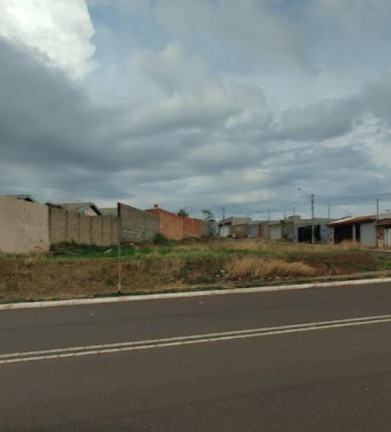 Imagem Terreno à Venda, 600 m² em Recanto Capitão Heliodoro - Franca