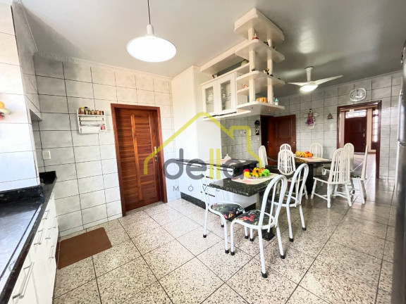 Imagem Casa com 5 Quartos à Venda, 580 m² em Boa Vista - Joinville Imagem Casa com 5 Quartos à Venda, 580 m² em Boa Vista - Joinville