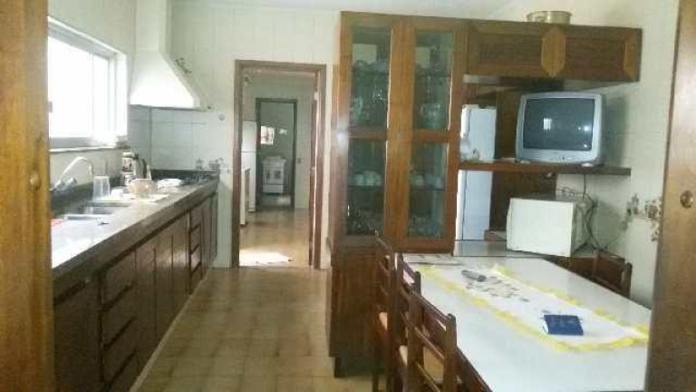 Imagem Sobrado com 5 Quartos à Venda, 353 m² em Vila Jacuí - São Paulo Imagem Sobrado com 5 Quartos à Venda, 353 m² em Vila Jacuí - São Paulo