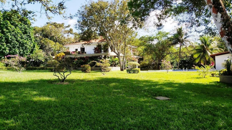 Imagem Casa de Condomínio com 4 Quartos à Venda, 650 m² em Estrada Do Côco - Lauro De Freitas Imagem Casa de Condomínio com 4 Quartos à Venda, 650 m² em Estrada Do Côco - Lauro De Freitas
