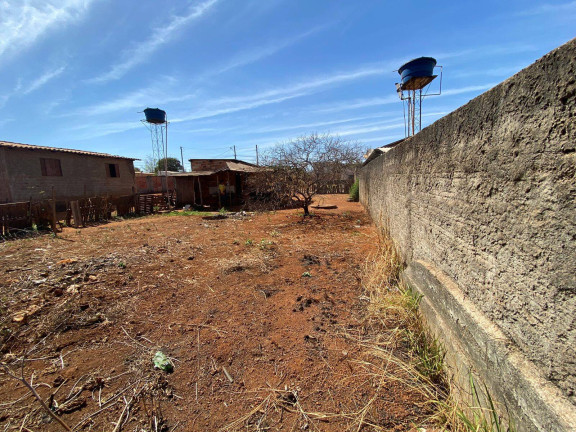 Imagem Casa com 2 Quartos à Venda, 360 m² em Retiro Do Bosque - Aparecida De Goiânia Imagem Casa com 2 Quartos à Venda, 360 m² em Retiro Do Bosque - Aparecida De Goiânia
