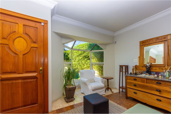 Imagem Casa com 3 Quartos à Venda, em Vila Nova Conceição - São Paulo Imagem Casa com 3 Quartos à Venda, em Vila Nova Conceição - São Paulo