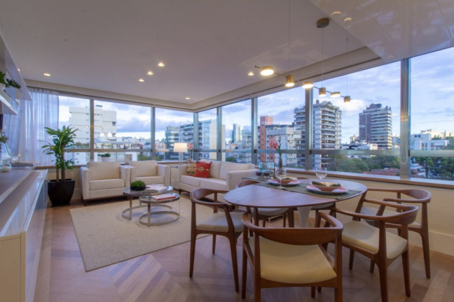 Imagem Imóvel com 2 Quartos à Venda, 85 m² em Moinhos De Vento - Porto Alegre Imagem Imóvel com 2 Quartos à Venda, 85 m² em Moinhos De Vento - Porto Alegre