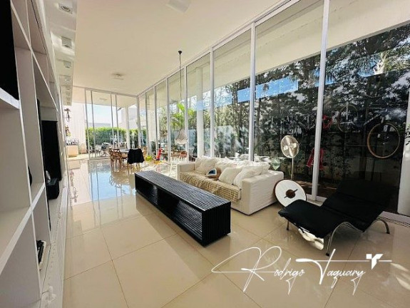 Casa de Condomínio com 4 Quartos à Venda, 220 m² em Jardins Verona - Goiânia
