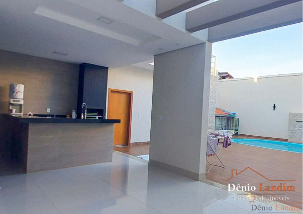 Imagem Casa com 3 Quartos à Venda, 240 m² em Morada Da Serra - Montes Claros