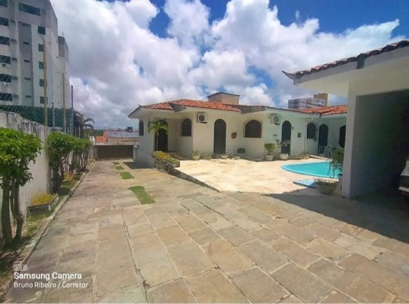 Imagem Casa com 4 Quartos à Venda, 672 m² em Tambaú - João Pessoa Imagem Casa com 4 Quartos à Venda, 672 m² em Tambaú - João Pessoa