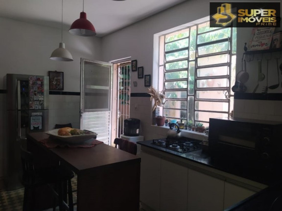 Imagem Casa com 3 Quartos à Venda, 169 m² em Centro - Pelotas