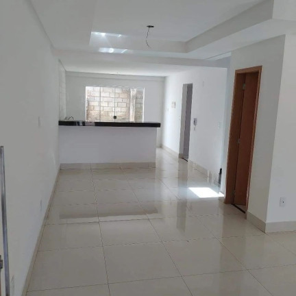Imagem Imóvel com 
            	3             Quartos à Venda, 160 m² em 
            	Goiania 2             - 
            	Goiania            