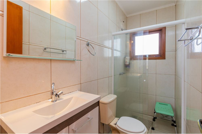 Imagem Casa com 3 Quartos à Venda, em Nonoai - Porto Alegre Imagem Casa com 3 Quartos à Venda, em Nonoai - Porto Alegre