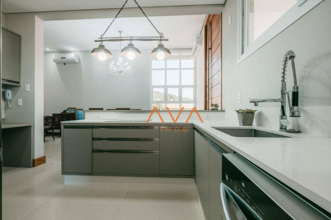 Imagem Casa com 4 Quartos à Venda, 287 m² em Vargem Grande - Florianópolis Imagem Casa com 4 Quartos à Venda, 287 m² em Vargem Grande - Florianópolis