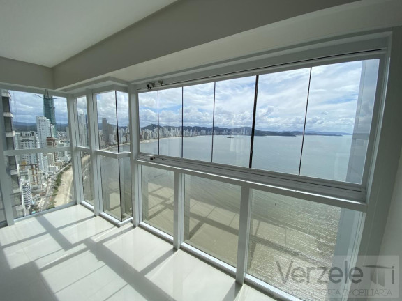 Imagem Apartamento com 4 Quartos à Venda, 237 m² em Barra Sul - Balneário Camboriú Imagem Apartamento com 4 Quartos à Venda, 237 m² em Barra Sul - Balneário Camboriú