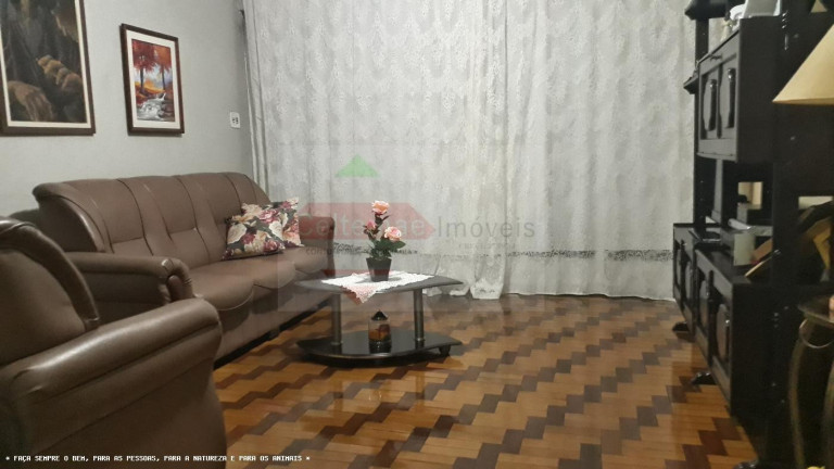 Imagem Casa com 4 Quartos à Venda, 319 m² em Jardim Eulalia - Taubaté Imagem Casa com 4 Quartos à Venda, 319 m² em Jardim Eulalia - Taubaté