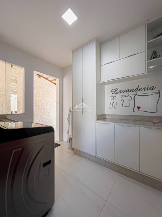 Imagem Casa com 3 Quartos à Venda, 377 m² em Morada De Laranjeiras - Serra Imagem Casa com 3 Quartos à Venda, 377 m² em Morada De Laranjeiras - Serra