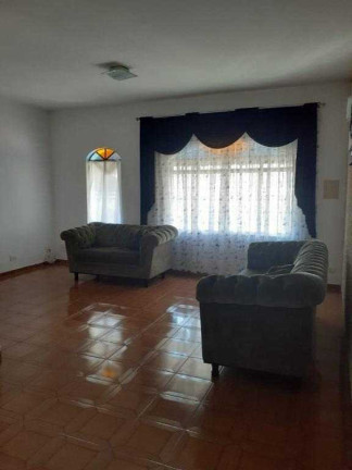 Imagem Casa com 2 Quartos à Venda, 336 m² em Parque Santo Antônio - Jacareí Imagem Casa com 2 Quartos à Venda, 336 m² em Parque Santo Antônio - Jacareí