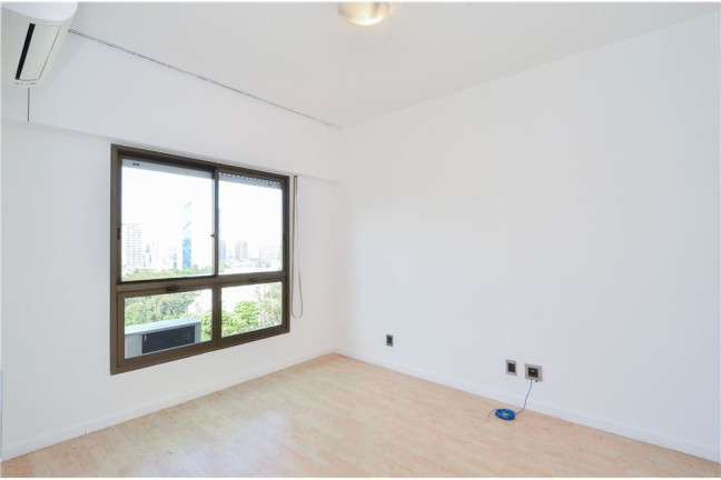 Imagem Imóvel com 2 Quartos à Venda,  em Real Parque - São Paulo