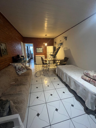 Imagem Casa com 5 Quartos à Venda, 180 m² em Centro - Guaratuba Imagem Casa com 5 Quartos à Venda, 180 m² em Centro - Guaratuba