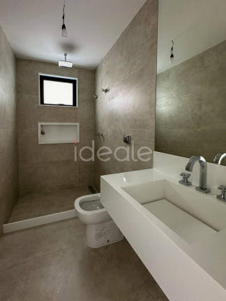 Imagem Casa de Condomínio com 5 Quartos à Venda,  em Barra Da Tijuca - Rio De Janeiro