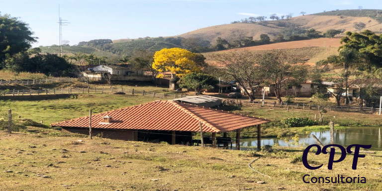 Imagem Imóvel com 3 Quartos à Venda, 5 m² em Centro - Ouro Fino Imagem Imóvel com 3 Quartos à Venda, 5 m² em Centro - Ouro Fino