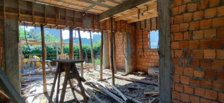 Imagem Casa com 3 Quartos à Venda, 179 m² em Lagoa Da Conceição - Florianópolis Imagem Casa com 3 Quartos à Venda, 179 m² em Lagoa Da Conceição - Florianópolis