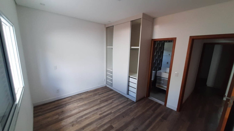 Imagem Casa com 3 Quartos à Venda, 422 m² em Condomínio Villa Real De Bragança - Bragança Paulista Imagem Casa com 3 Quartos à Venda, 422 m² em Condomínio Villa Real De Bragança - Bragança Paulista