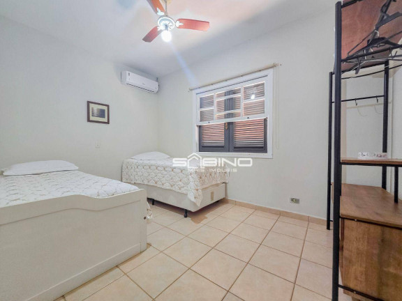 Imagem Casa com 5 Quartos para Temporada, 215 m² em Riviera De São Lourenço - Bertioga Imagem Casa com 5 Quartos para Temporada, 215 m² em Riviera De São Lourenço - Bertioga