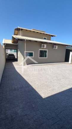 Imagem Sobrado com 3 Quartos à Venda, 248 m² em Parque Guarani - Joinville Imagem Sobrado com 3 Quartos à Venda, 248 m² em Parque Guarani - Joinville