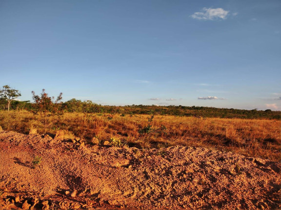 Imagem Fazenda à Venda, 1.046 m² em Arinos - Arinos