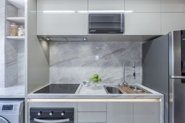 Imagem Apartamento com 3 Quartos à Venda, 71 m² em Menino Deus - Porto Alegre Imagem Apartamento com 3 Quartos à Venda, 71 m² em Menino Deus - Porto Alegre