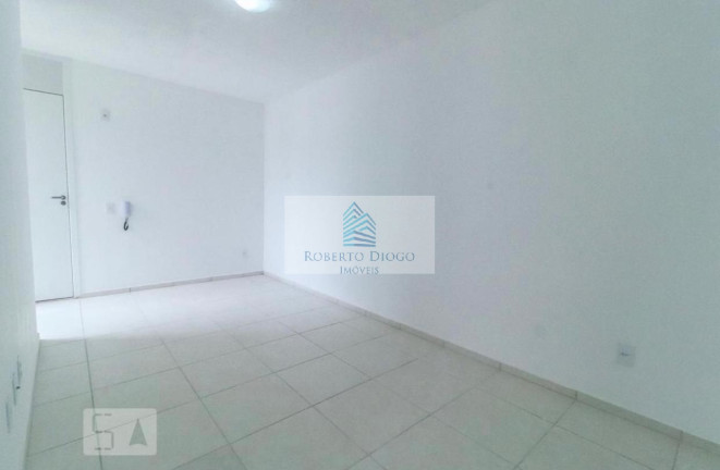 Imagem Imóvel com 2 Quartos à Venda, 45 m² em Camorim - Rio De Janeiro