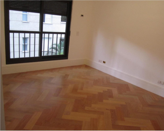 Imagem Imóvel com 3 Quartos à Venda, 210 m² em Vila Nova Conceição - São Paulo Imagem Imóvel com 3 Quartos à Venda, 210 m² em Vila Nova Conceição - São Paulo